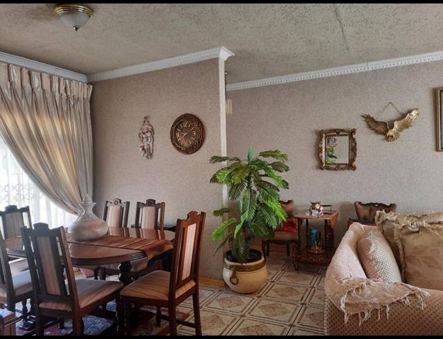 3 BEDROOM HOUSE FOR SALE IN STEELPARK